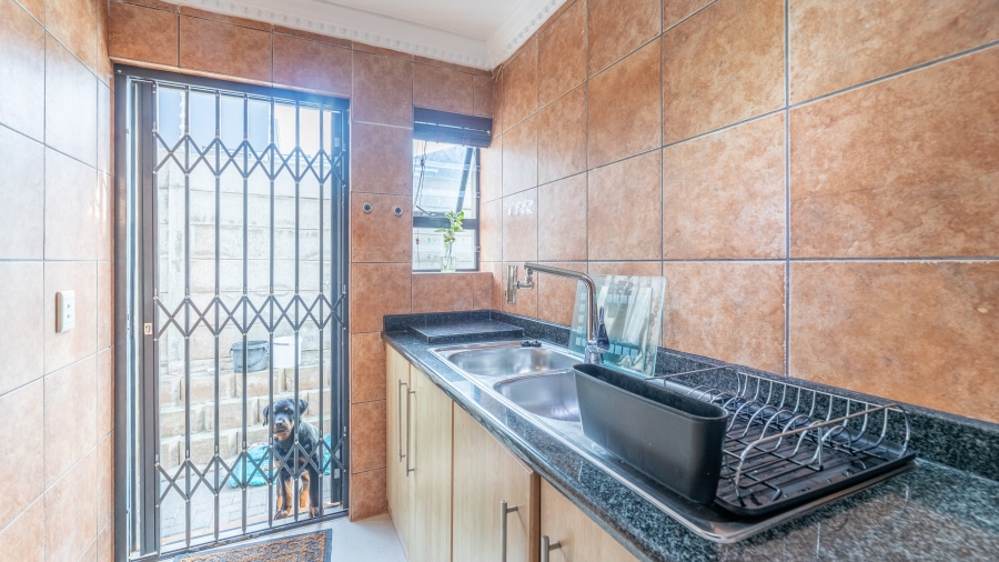 4 Bedroom Property for Sale in West Beach Western Cape